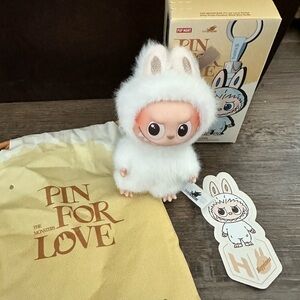 Popmart labubu pin for love letter H. NEW*Authentic Bought from popmart directly